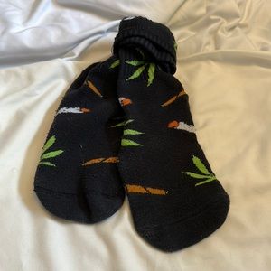 420 leaf socks